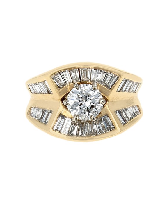 Round Brilliant Cut Diamond Solitaire Baguette Diamond Ring